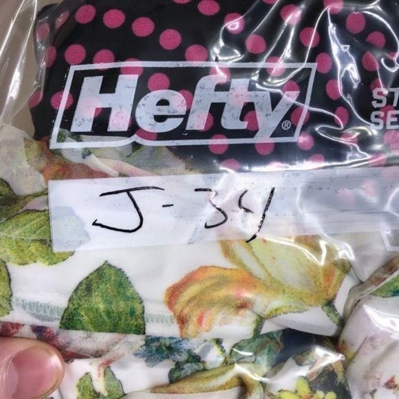 Suzie In The City Polka Dot Short Sleeve Top XL - Picture 9 of 9